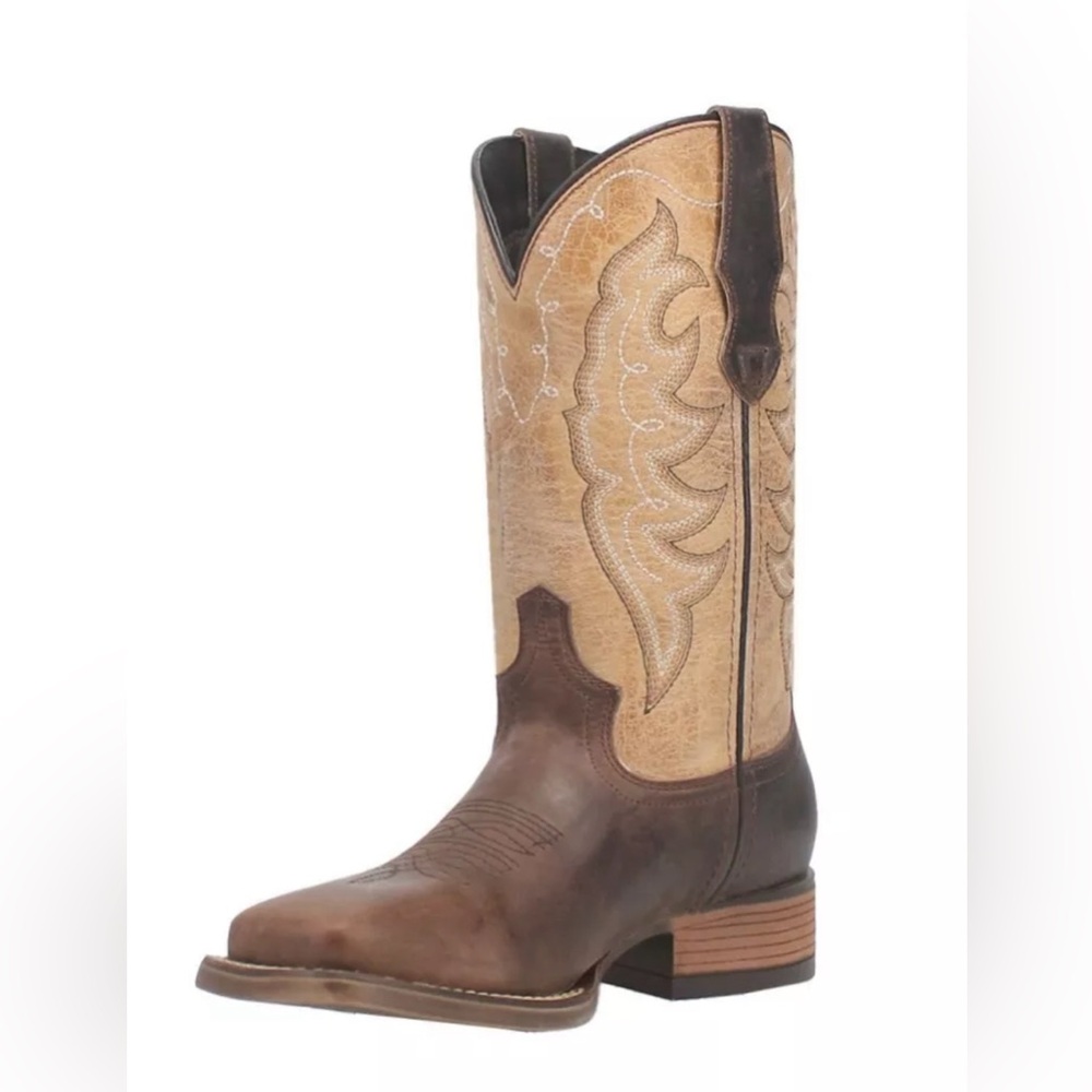 LAREDO ‘Delaney’ NIB Leather Boots
Style#: 4000311269. Size 9 🔥